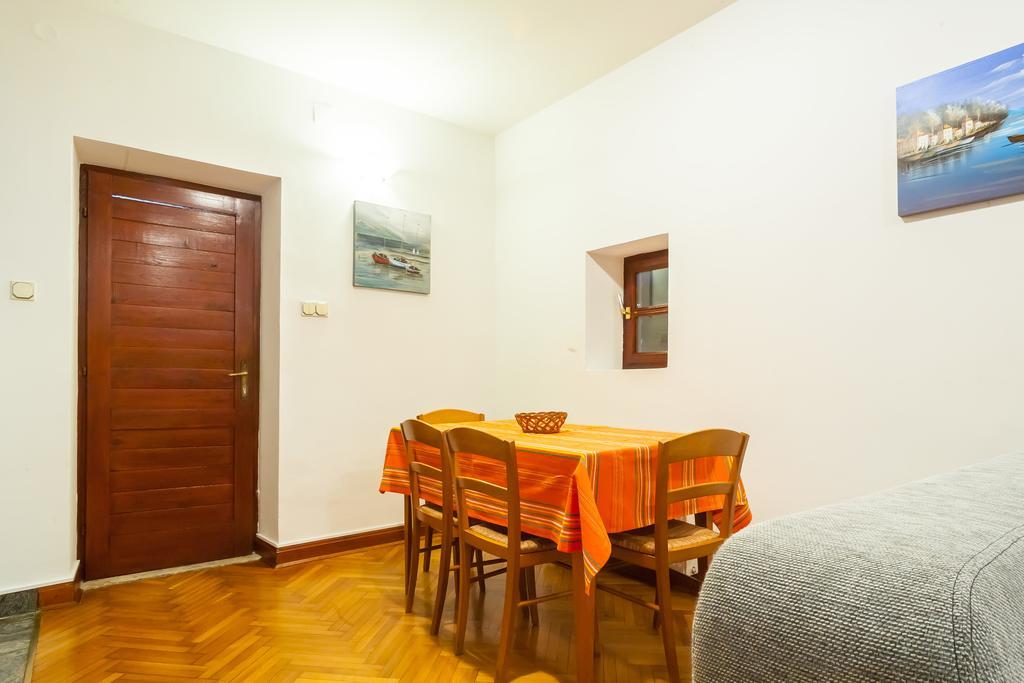 Villa & Apartments Perasto ภายนอก รูปภาพ